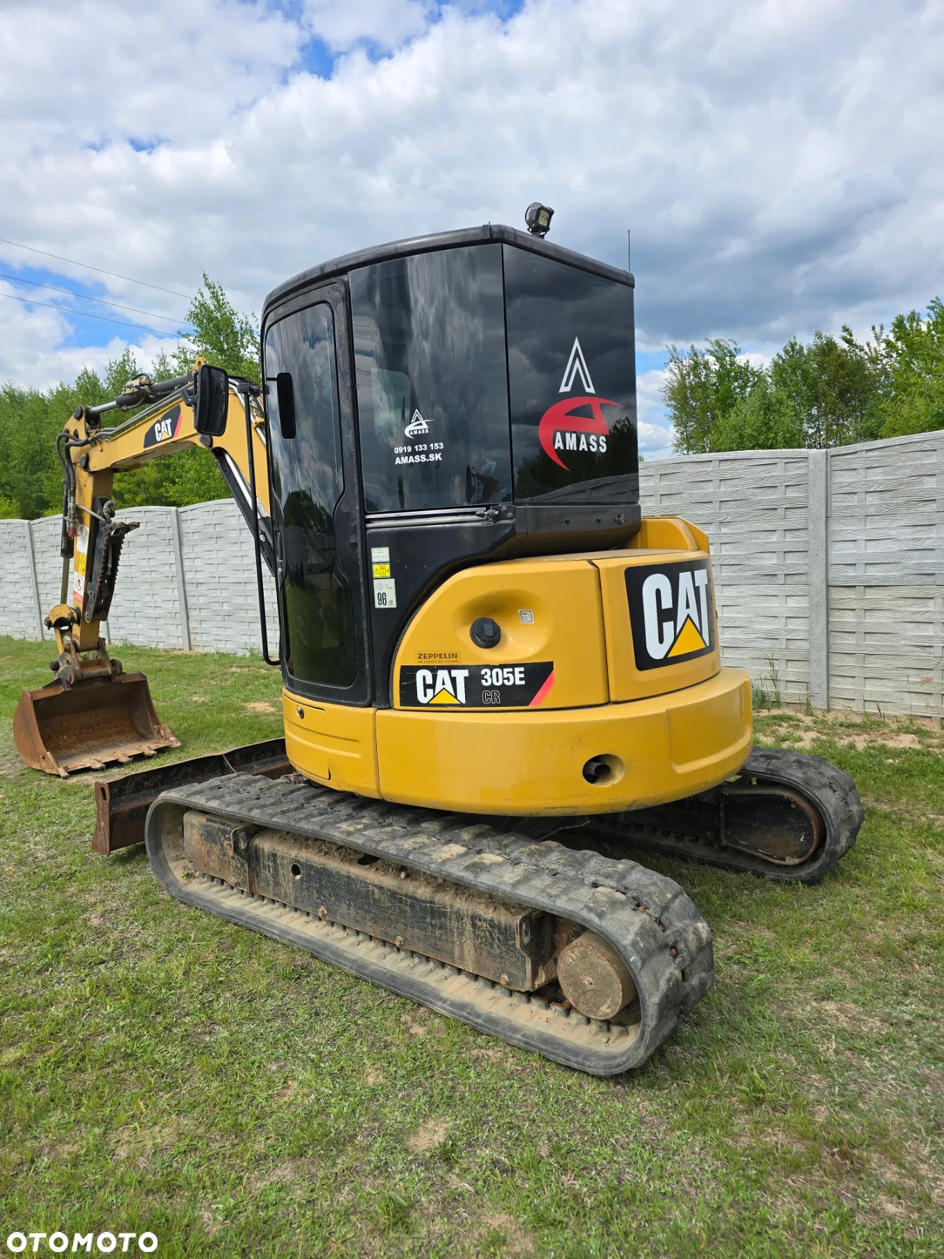 Caterpillar - 2
