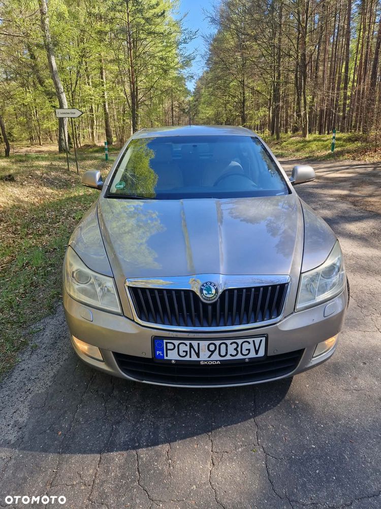 Skoda Octavia 2.0 TDI DPF Elegance DSG - 1