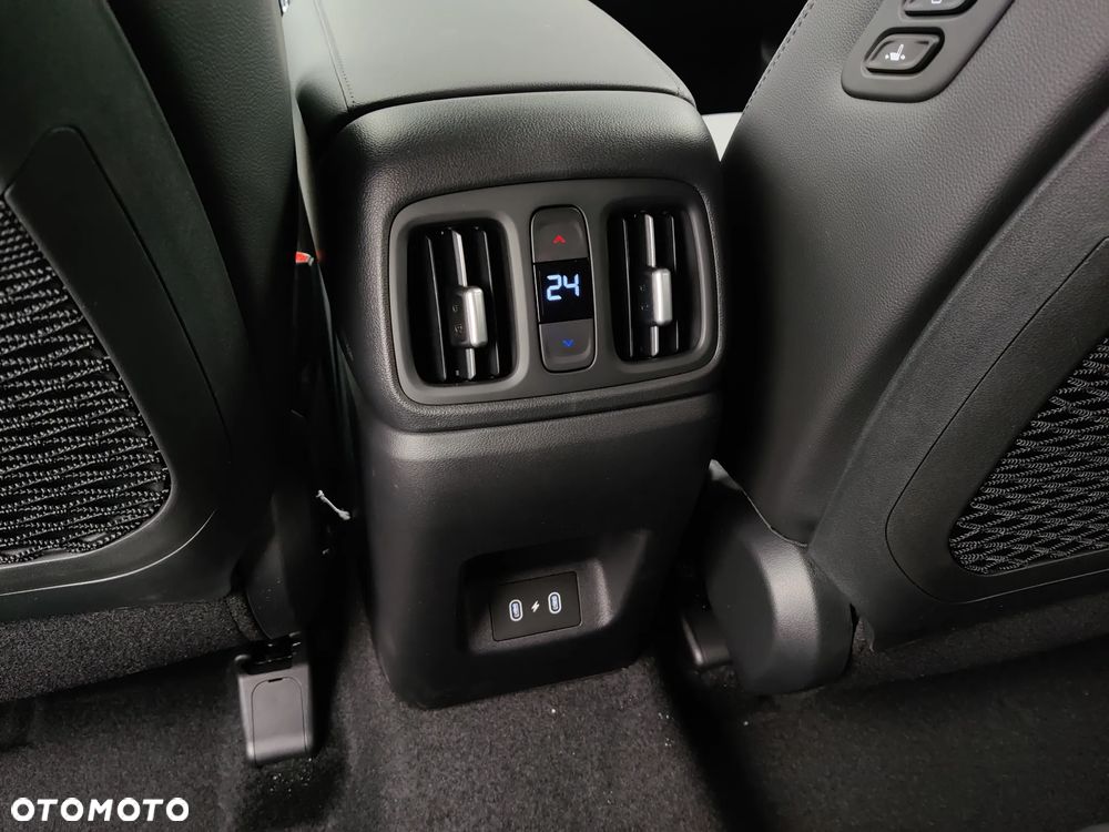 Hyundai Tucson 1.6 T-GDi HEV Platinum 4WD - 25