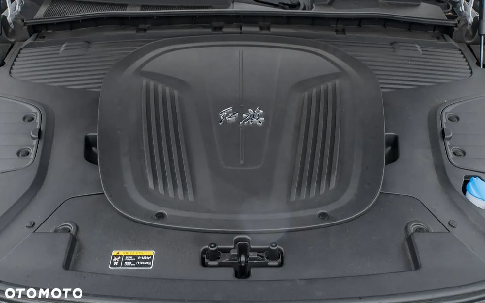 Hongqi E-HS9 Exklusive Long Range - 23