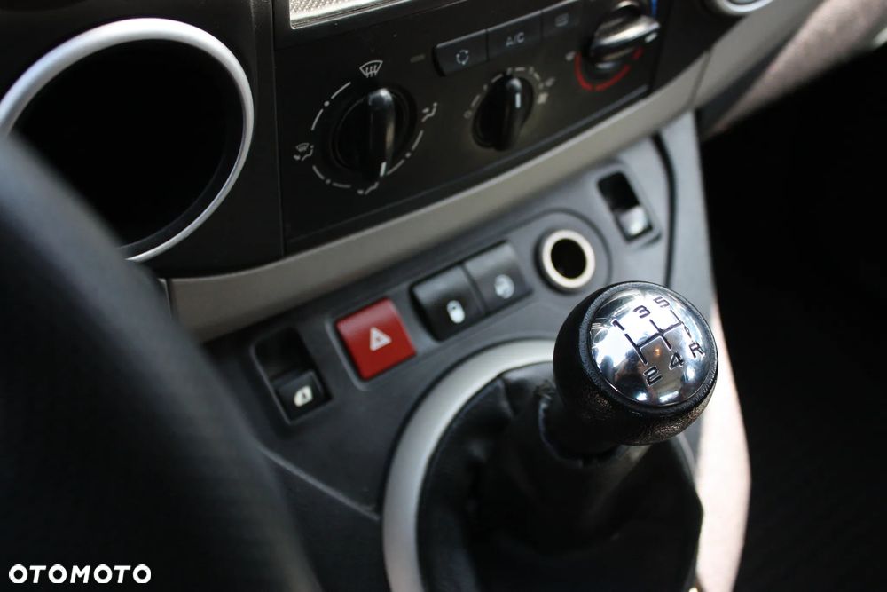 Peugeot Partner 1.6 BlueHDi Active - 13