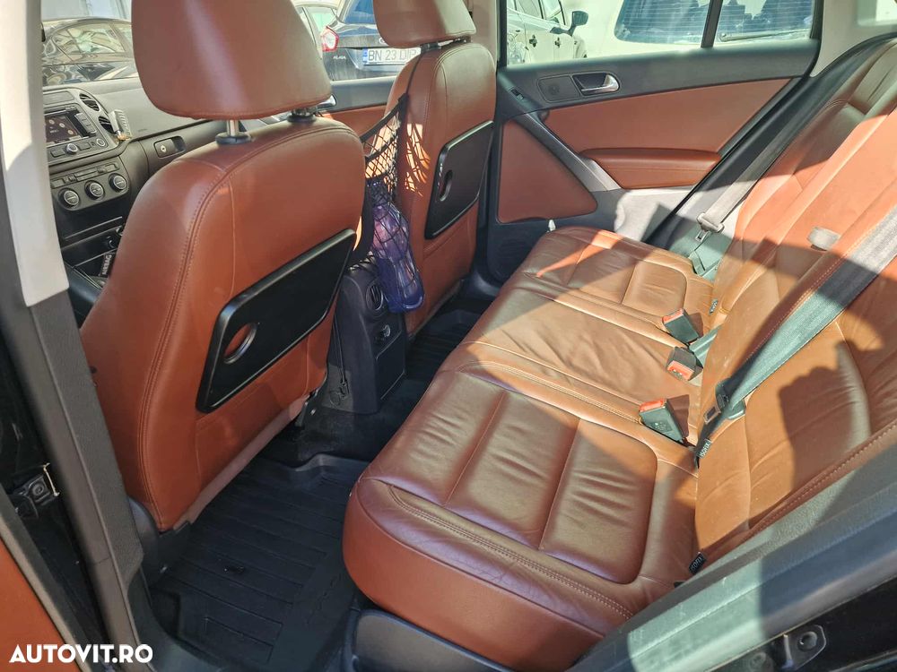 Volkswagen Tiguan - 5