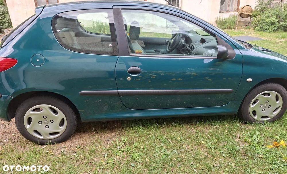 Peugeot 206 1.1 XR - 3