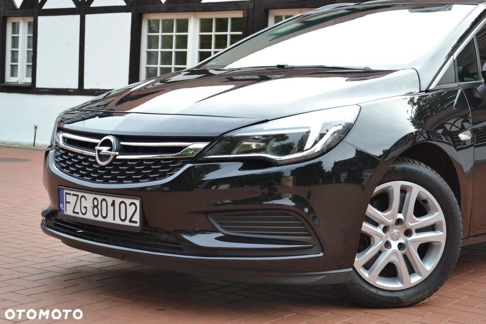 Opel Astra 1.6 CDTI Elite S&S - 4