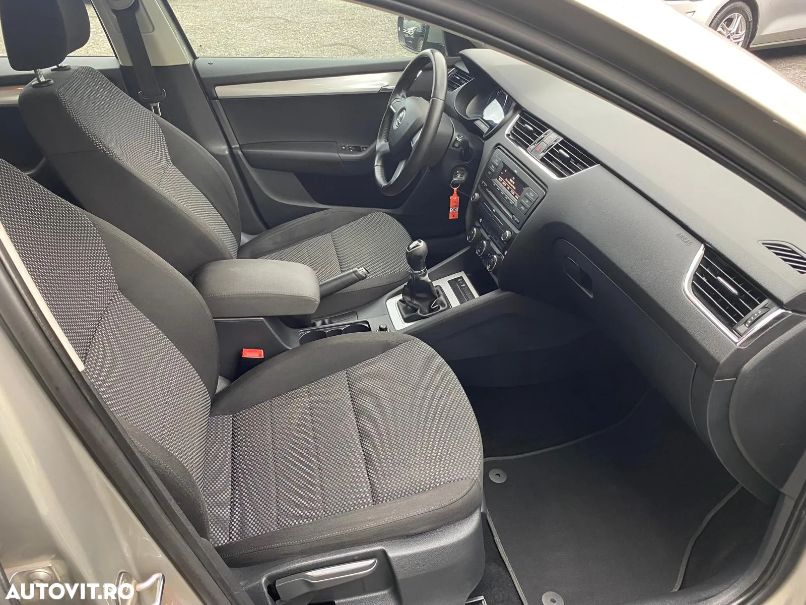 Skoda Octavia 1.2 TSI Ambiente - 7