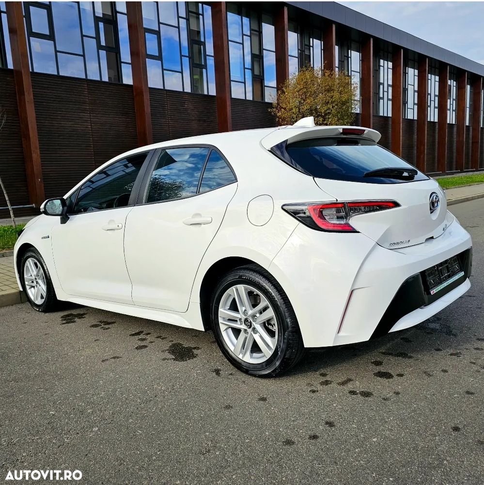Toyota Corolla 1.8 Hybrid Business Edition - 22