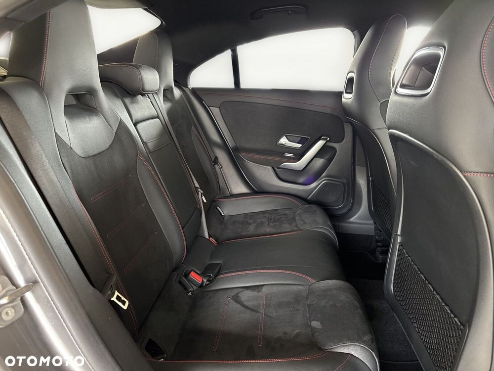 Mercedes-Benz CLA - 22