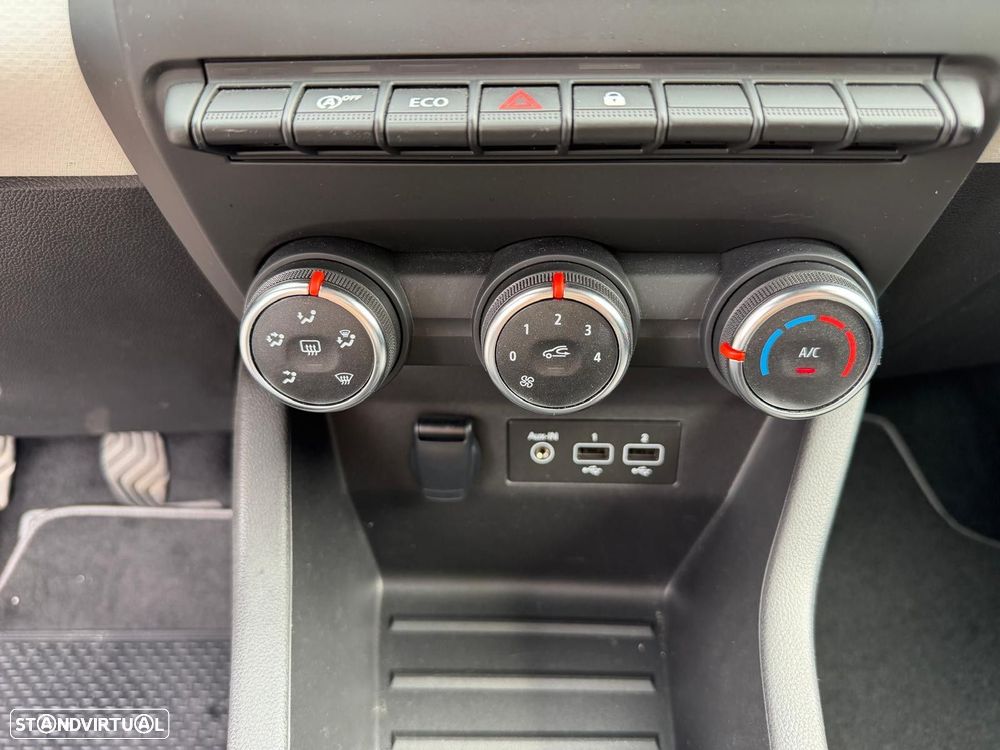 Renault Clio 1.0 TCe Evolution Bi-Fuel - 24