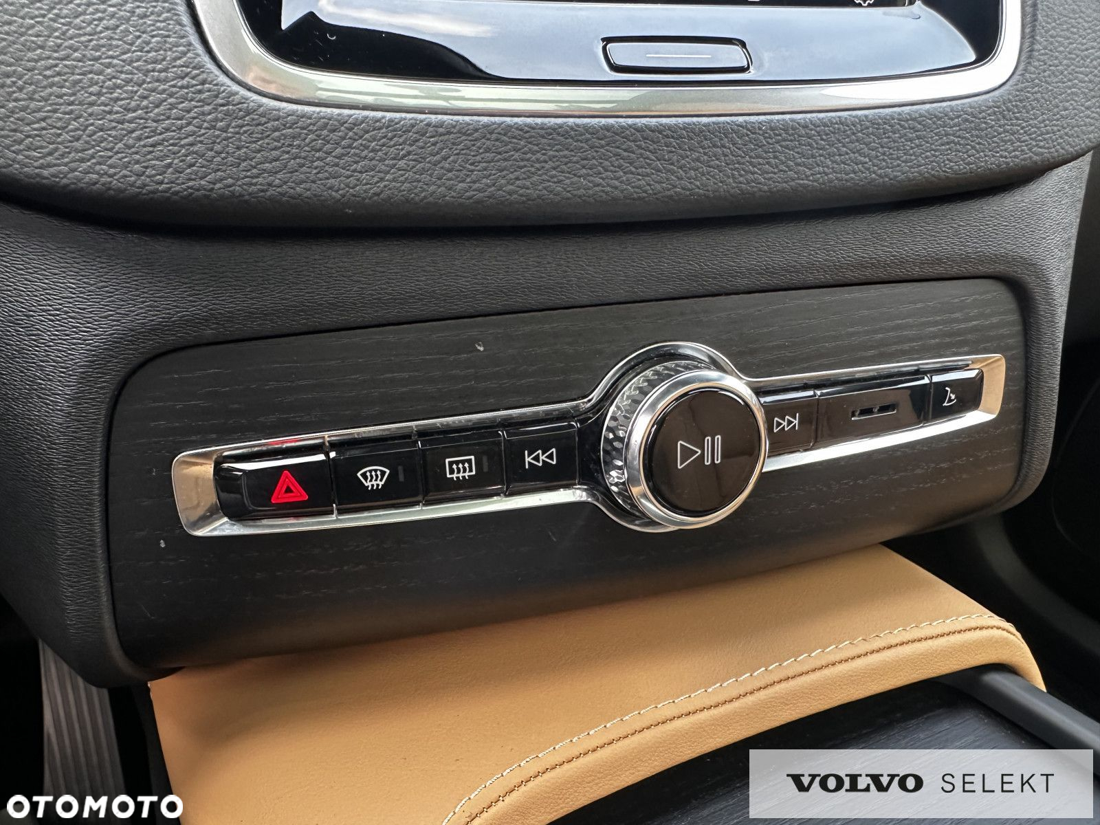 Volvo XC 90 - 23