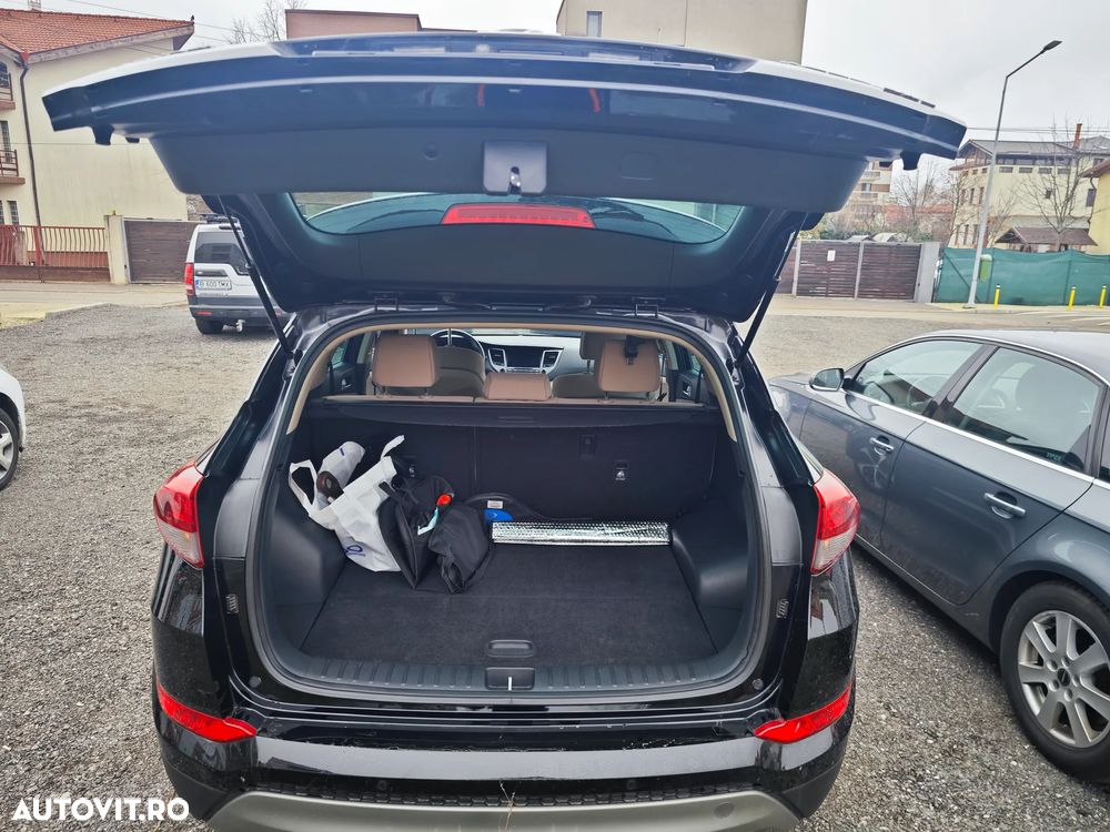 Hyundai Tucson 2.0 CRDI 4WD 6AT Premium+ - 7