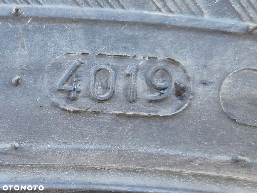 OPONY ZIMOWE NOKIAN 225/60 R18 - 11