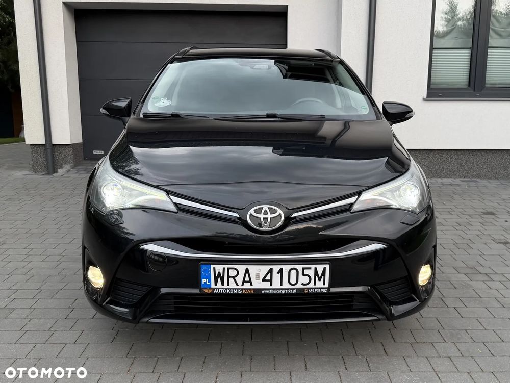 Toyota Avensis 1.8 Prestige MS - 3