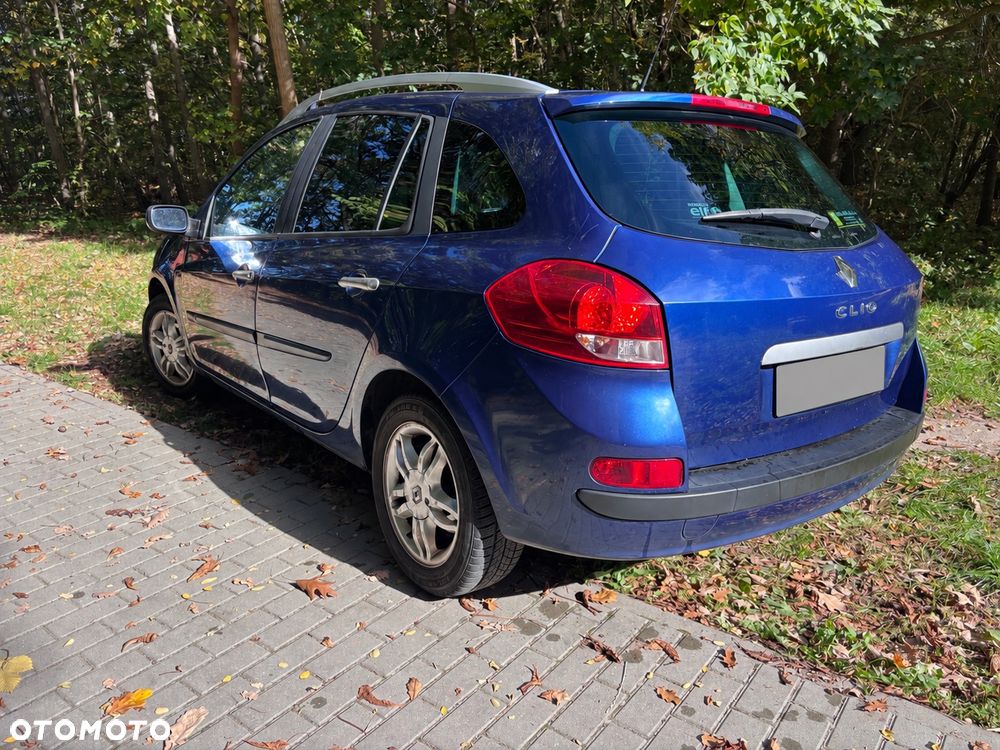 Renault Clio 2008 photo 2