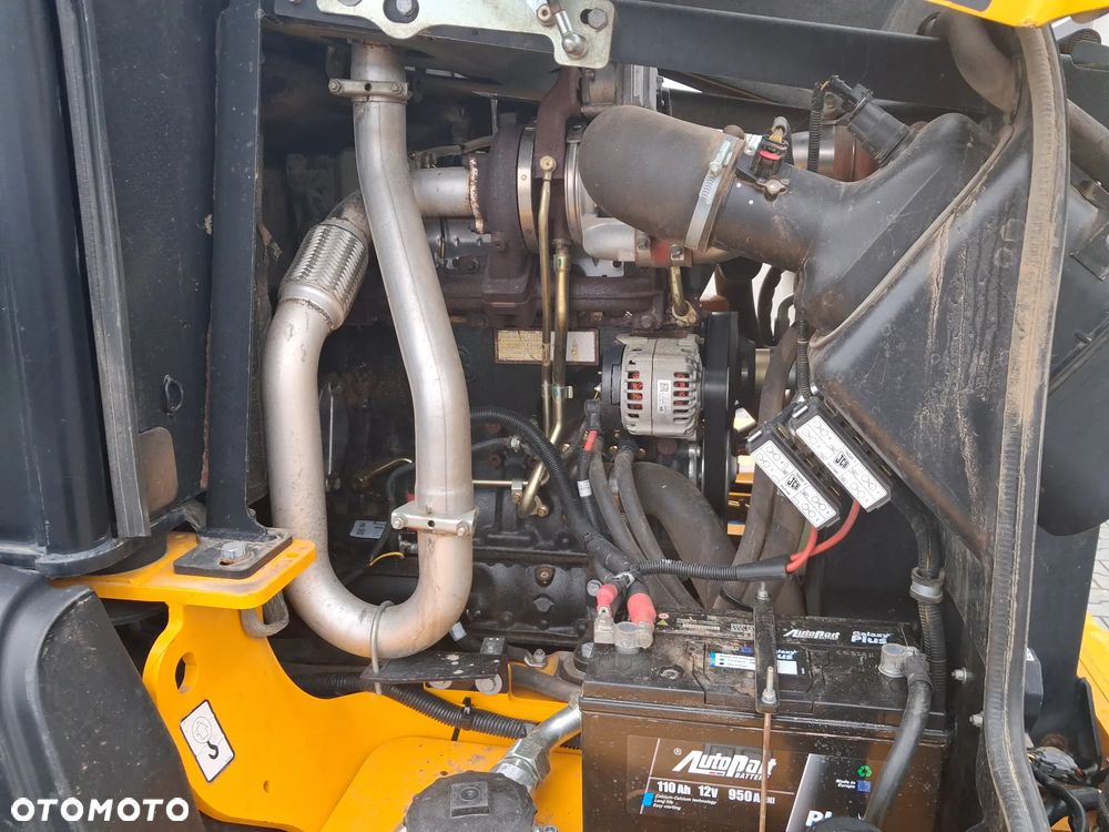 JCB TM 320 AGRI - 13