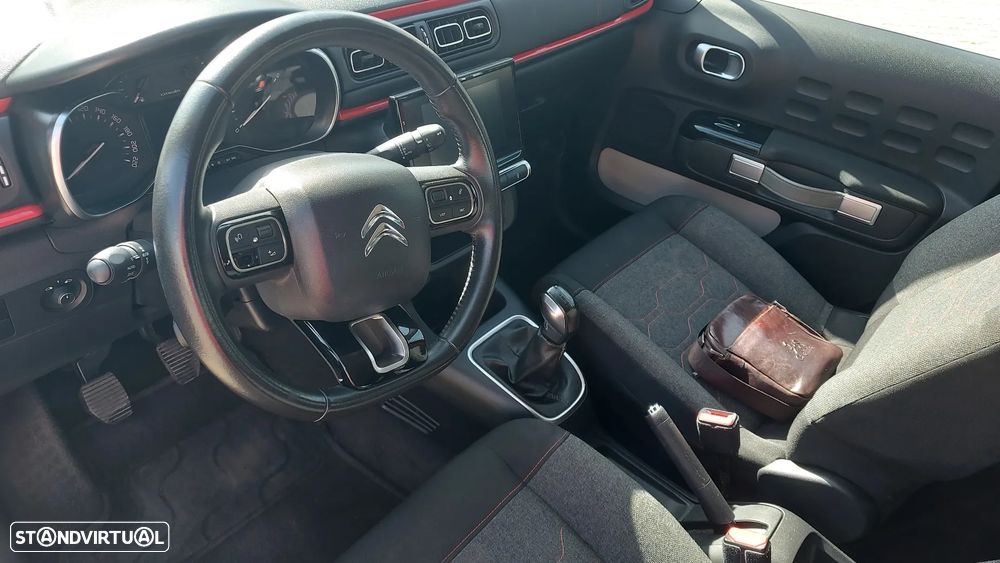 Citroën C3 Pure Tech Shine - 10