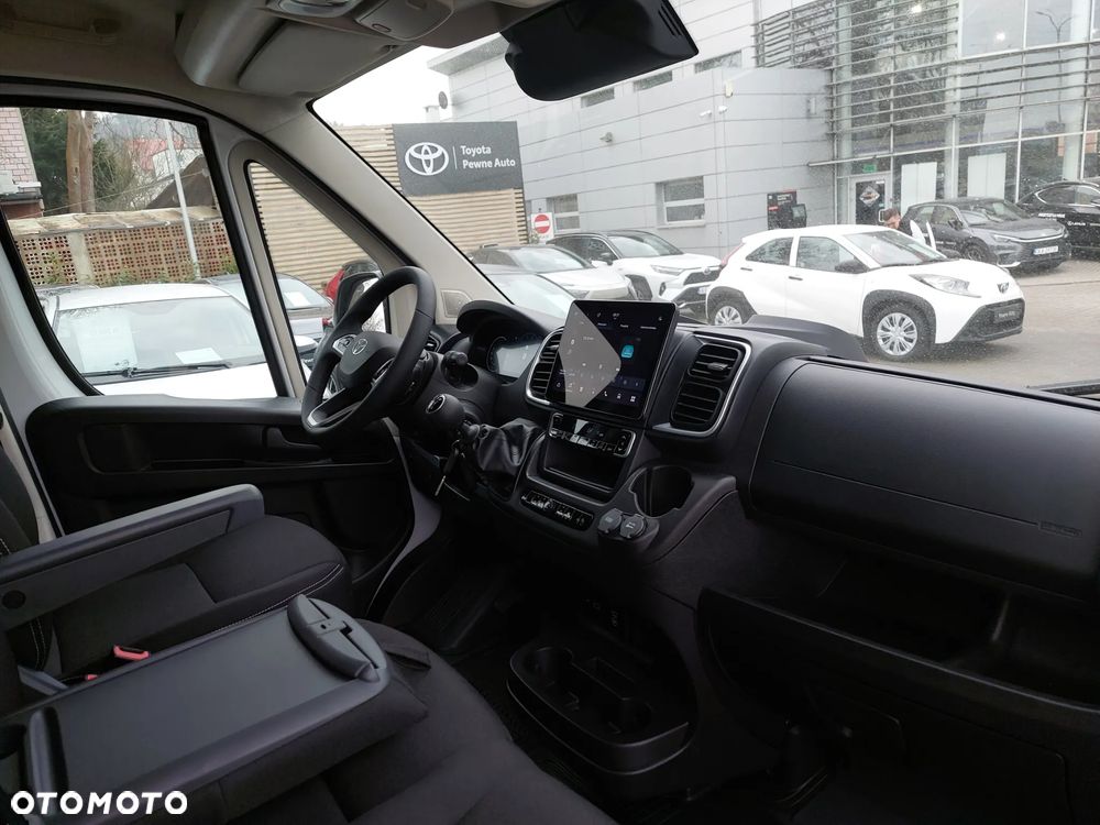 Toyota Proace MAX - 17