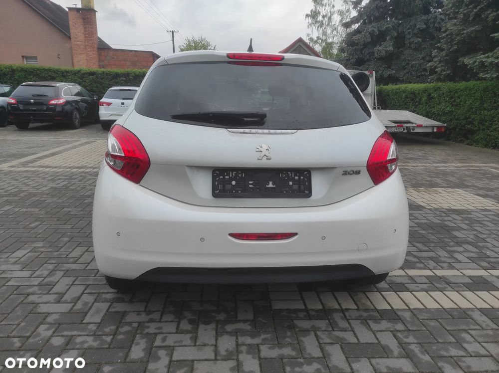 Peugeot 208 1.2 PureTech Style - 4