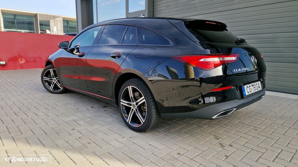 Mercedes-Benz CLA 250 e 8G-DCT Progressive Line Advanced - 4