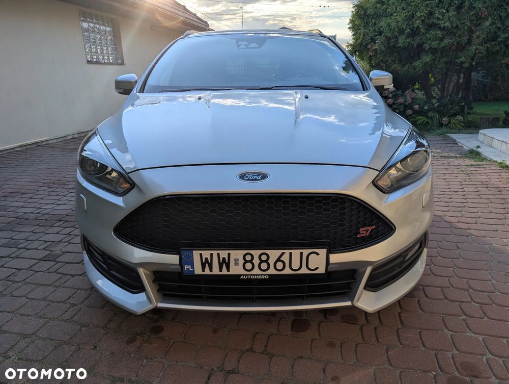 Ford Focus 2.0 EcoBoost ST - 5