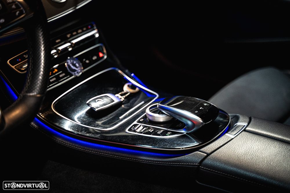 Mercedes-Benz E 220 d 9G-TRONIC AMG Line - 9