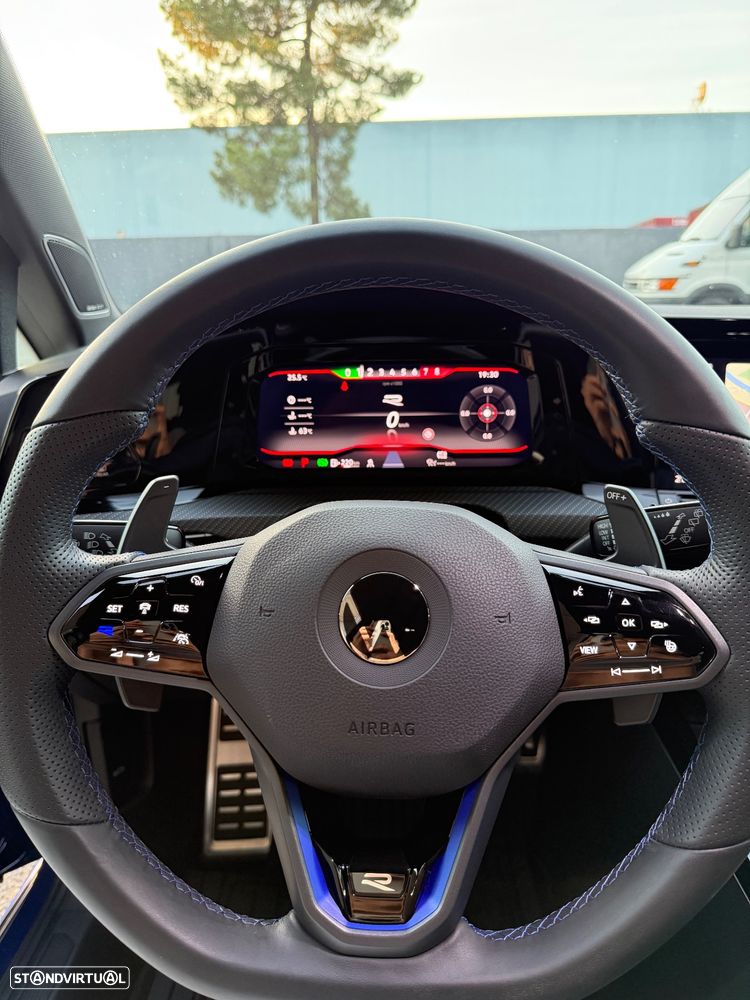 VW Golf 2.0 TSI R DSG - 29