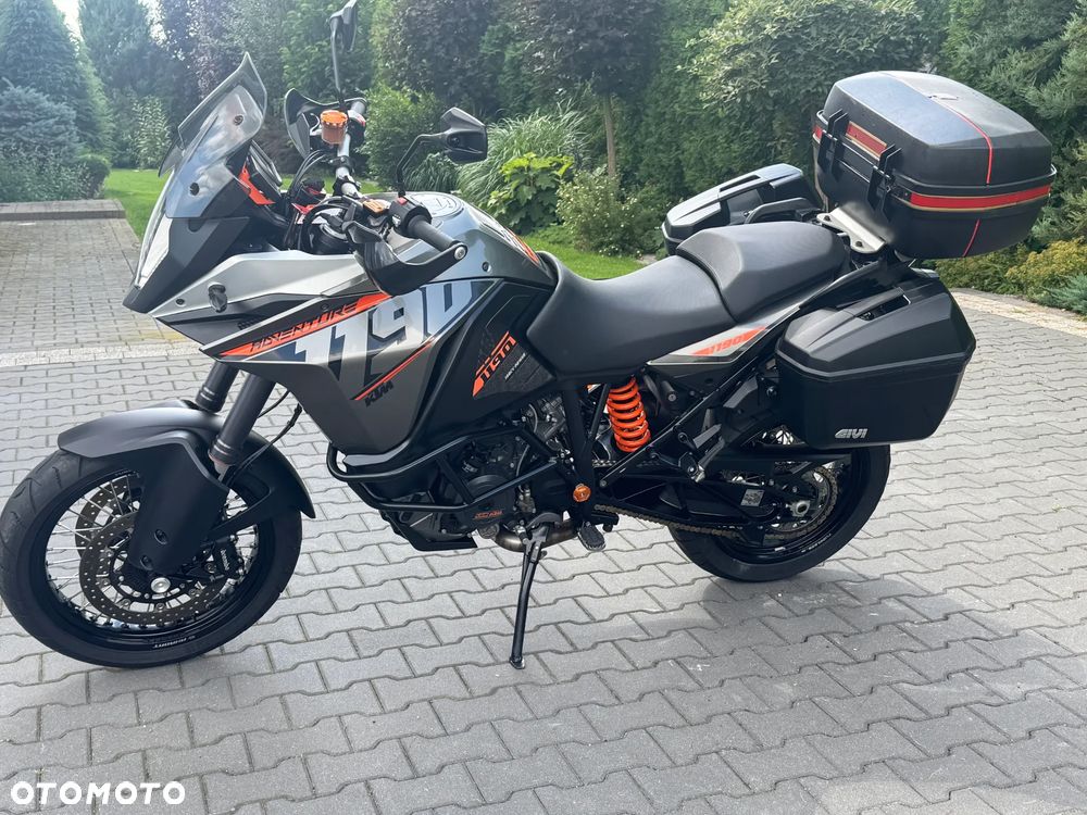 KTM Adventure - 8