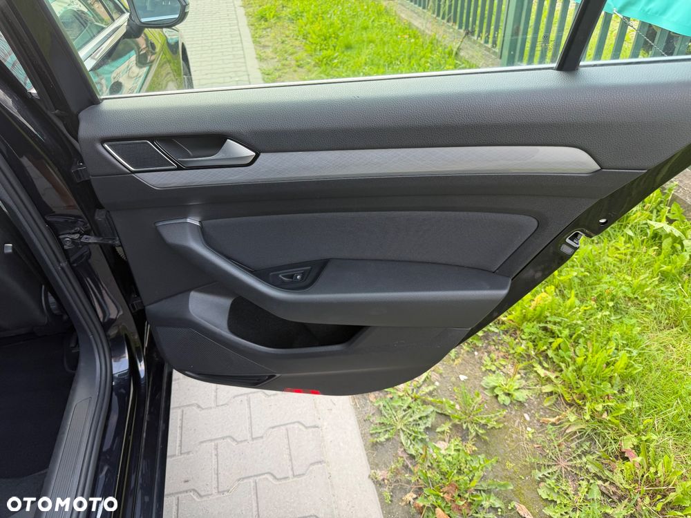 Volkswagen Passat 1.5 TSI EVO Business DSG - 27