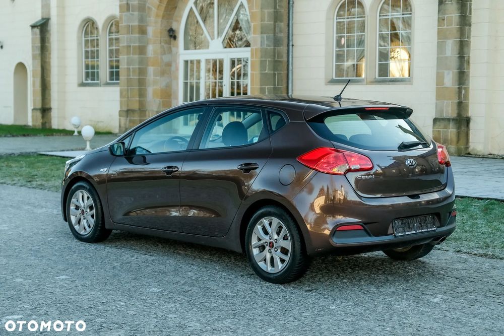 Kia Ceed 1.4 CVVT Vision - 8