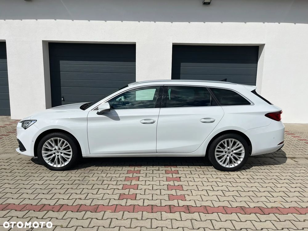 Seat Leon 1.5 eTSI Xcellence DSG - 2