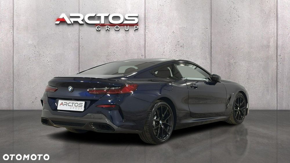 BMW Seria 8 - 5