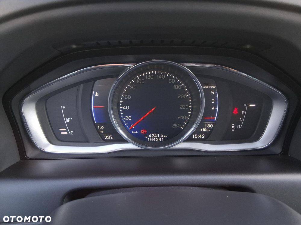 Volvo XC 60 - 18