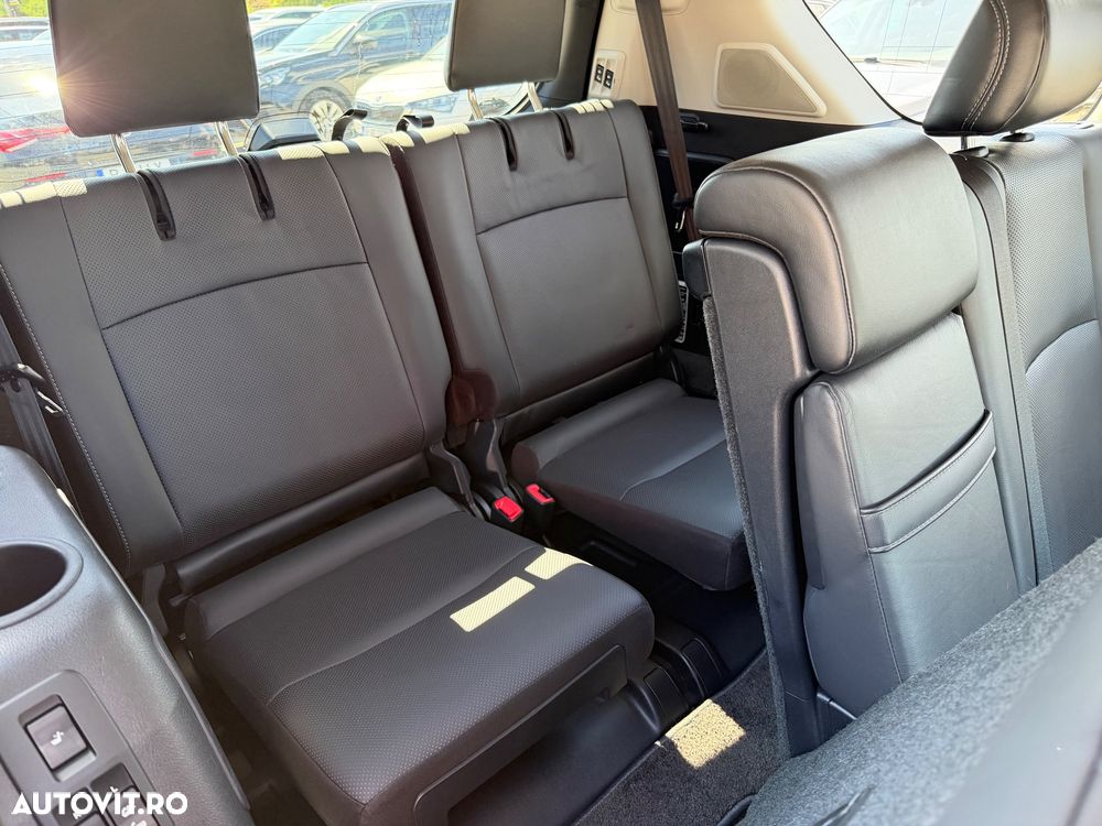 Toyota Land Cruiser 2.8l D-4D 204 CP A/T 7 locuri Luxury AVS - 9