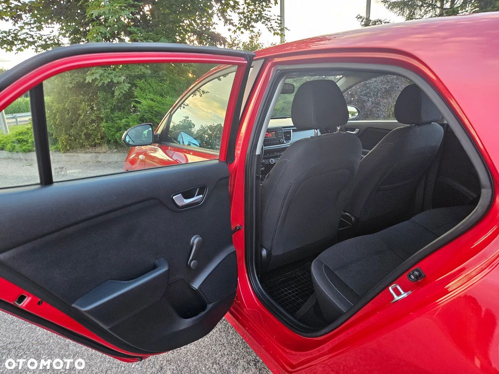 Kia Rio 1.2 Attract - 39