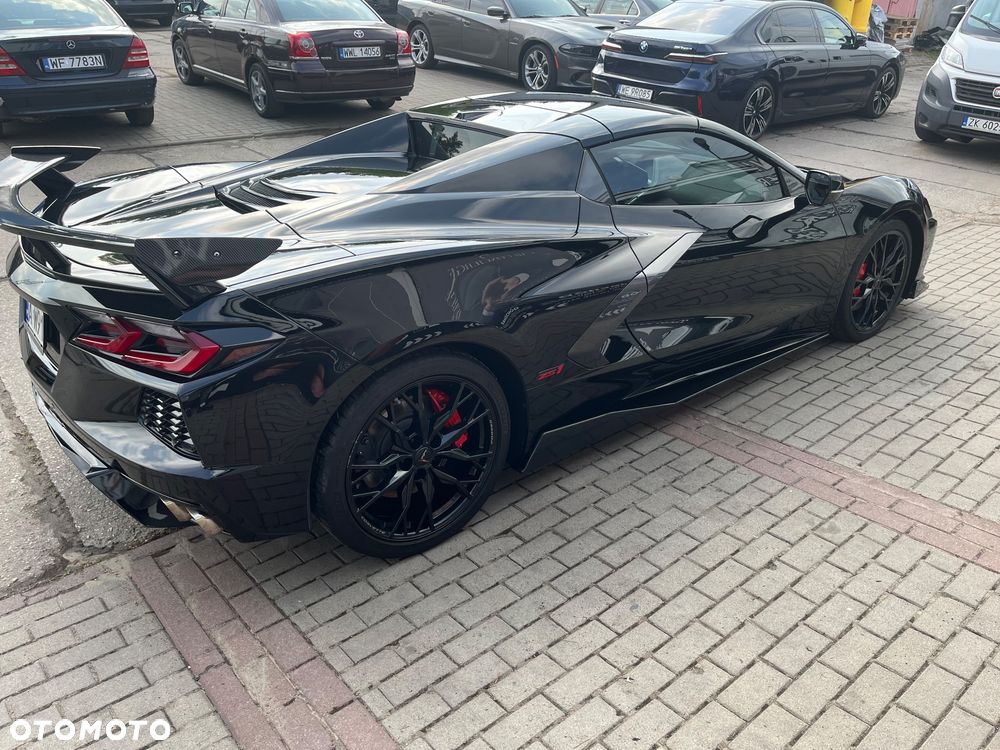 Chevrolet Corvette - 4