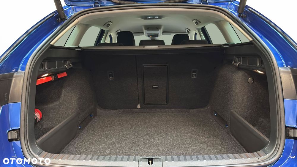 Skoda Octavia 1.5 TSI mHEV Selection DSG - 24