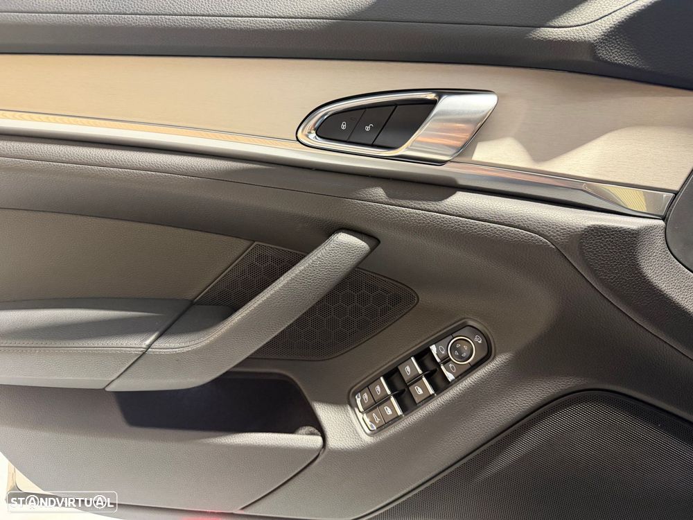 Porsche Panamera S E-Hybrid - 22