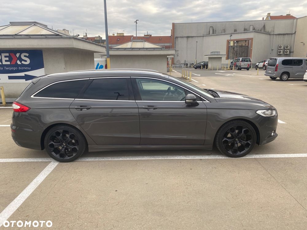 Ford Mondeo 2.0 TDCi Titanium PowerShift - 4