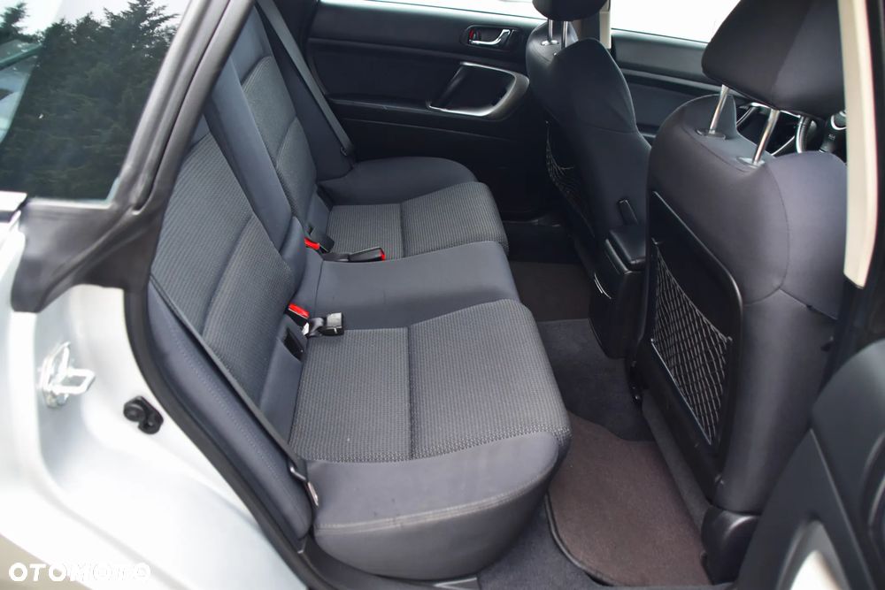 Subaru Legacy 2.0RC 000 - 8