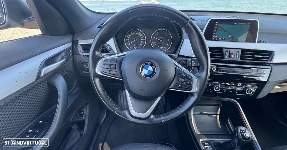 BMW X1 16 d sDrive Line Sport - 14