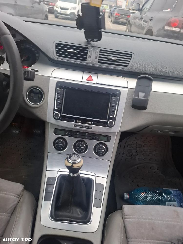 Volkswagen Passat 2.0 TDI Comfortline - 3