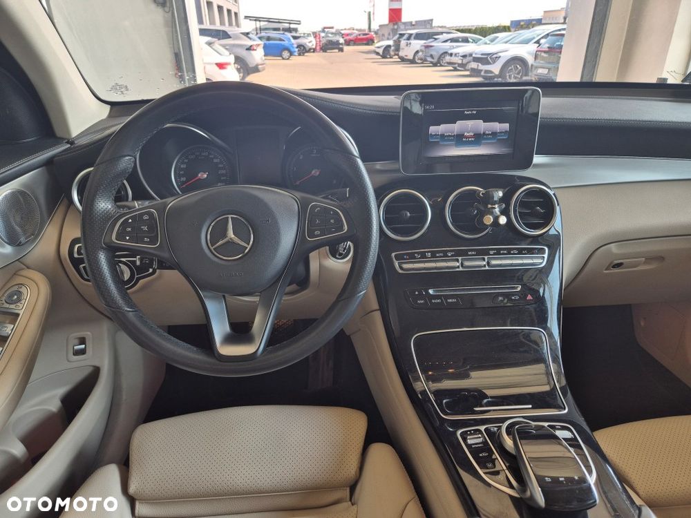 Mercedes-Benz GLC - 16