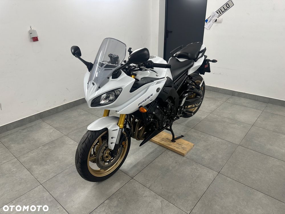 Yamaha FZ8 - 8