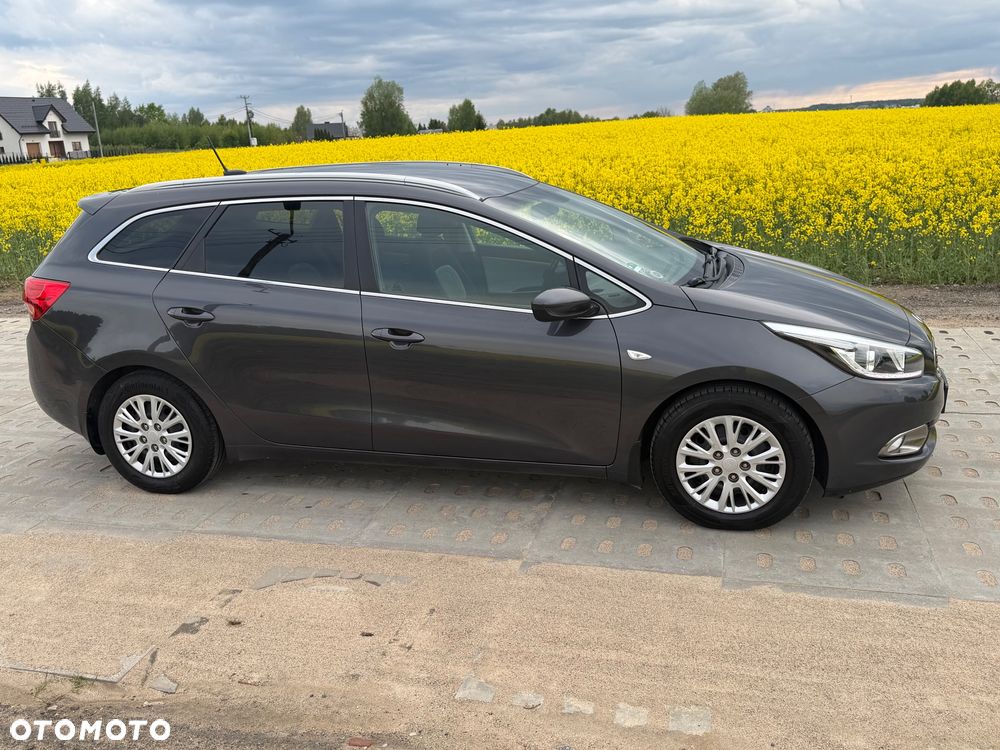 Kia Ceed 1.6 CRDi Spirit - 9