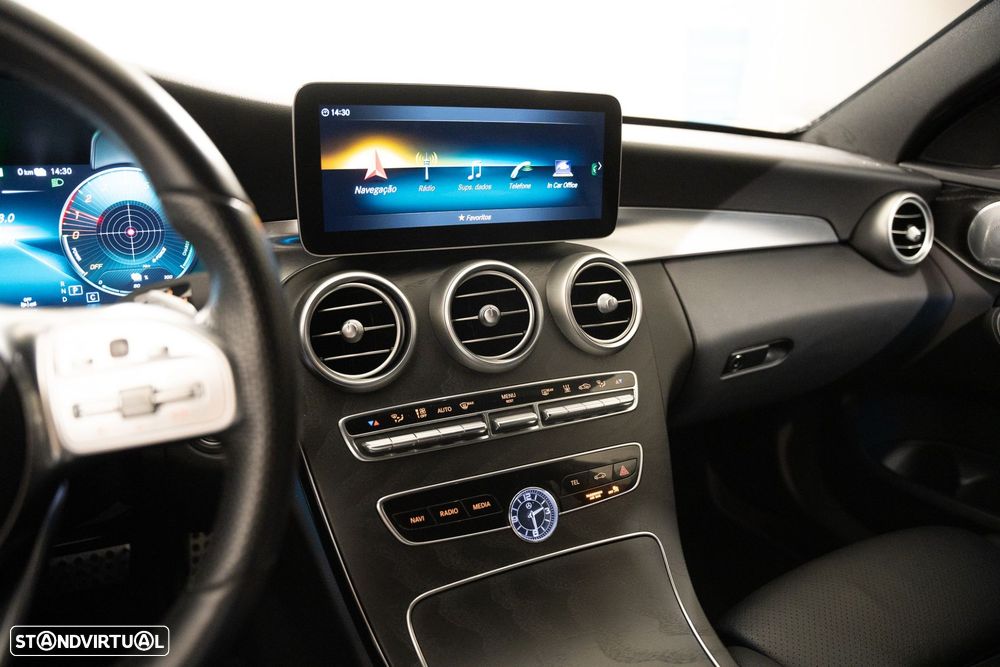 Mercedes-Benz C 300 e AMG Line - 21