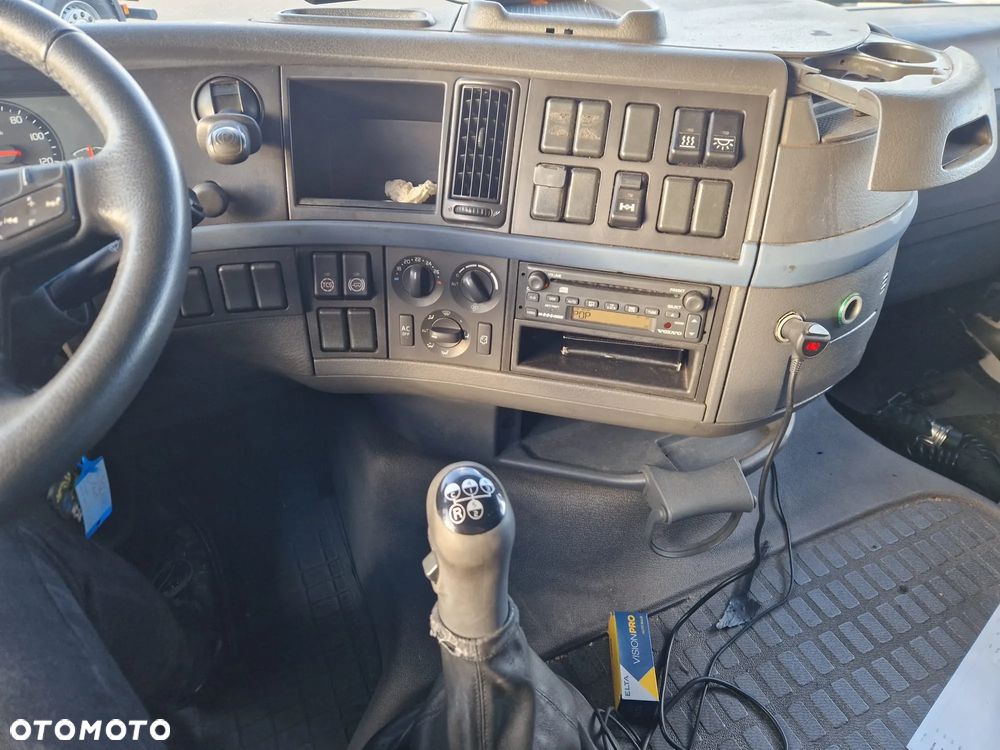 Volvo Rama Odnowiona, Opony 10 mm bieżnika MEGA - 15