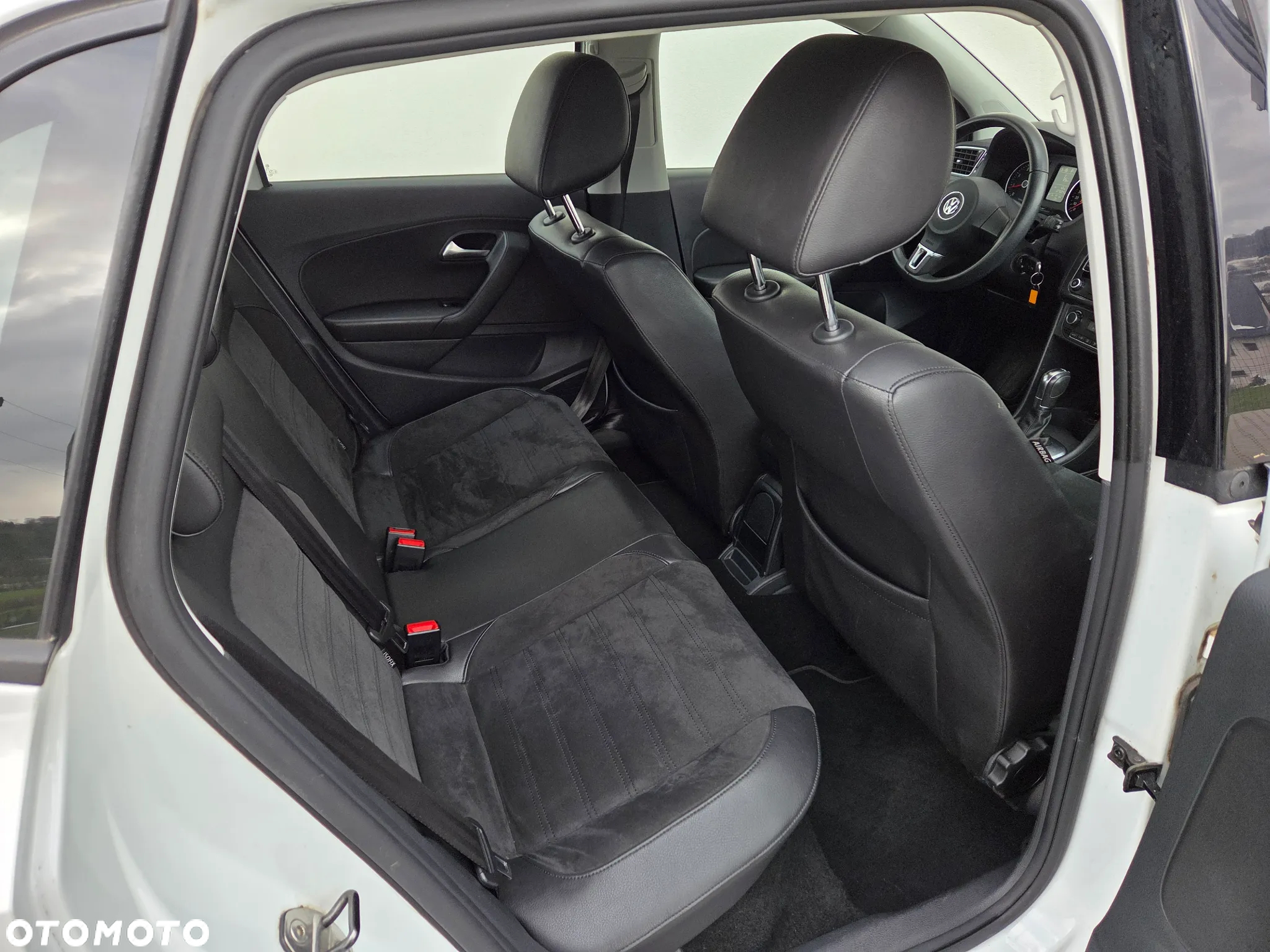 Volkswagen Polo - 12