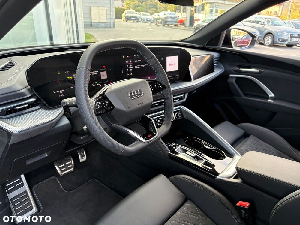 Audi Q5 Sportback - 16