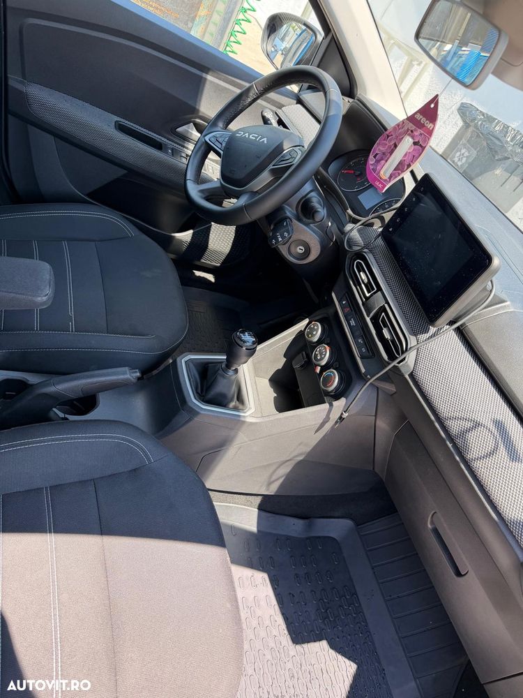 Dacia Logan TCe 90 MT6 Expression - 29