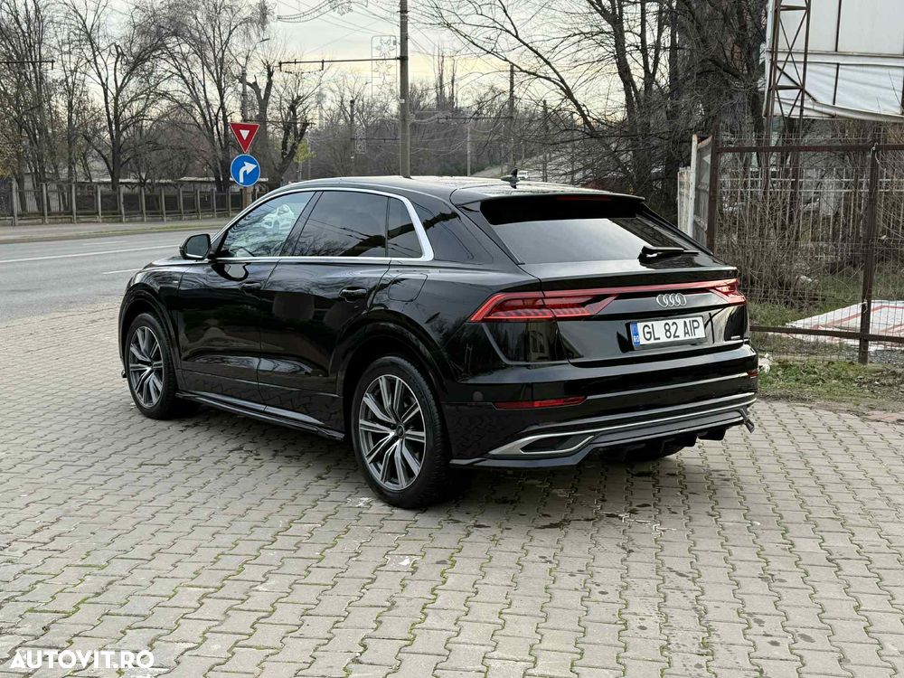 Audi Q8 3.0 55 TFSI e quattro Tiptronic - 2