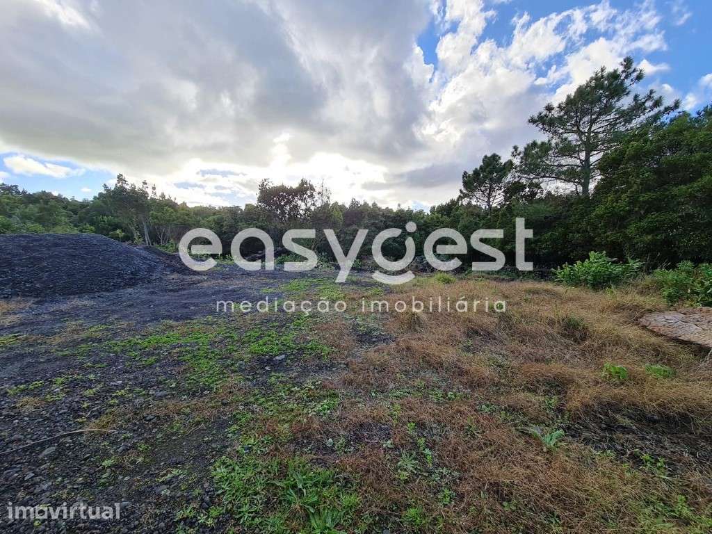 Terreno na zona da Miragaia Norte, nas Bandeiras, Madalena - Grande imagem: 4/15